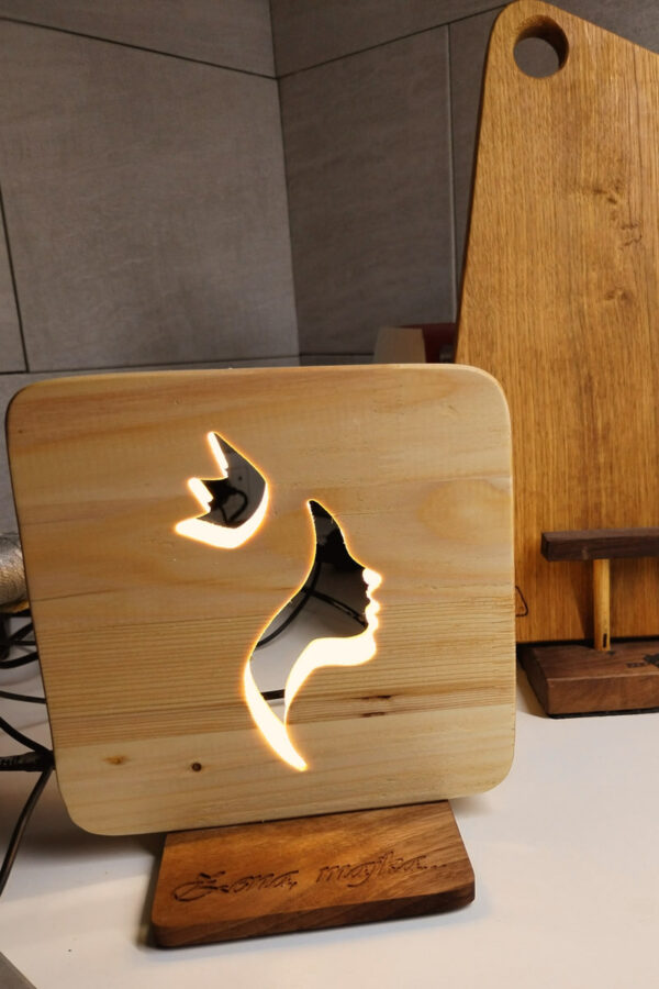 Drvena led lampa